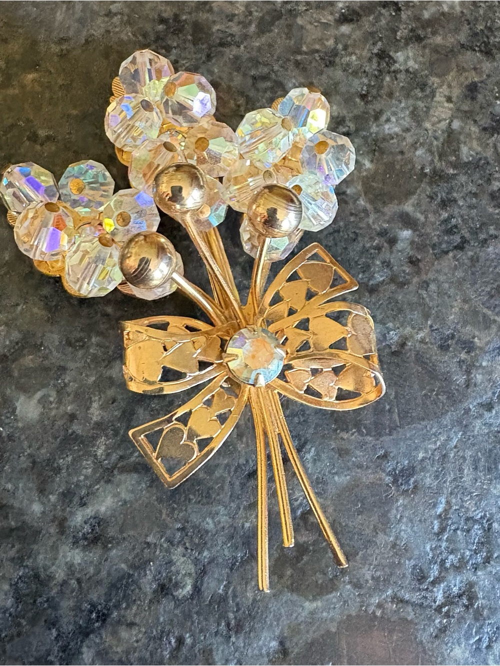 Vtg Gold Tone Floral Bouquet Aurora Borealis Rhinestones & Faceted Beads Brooch